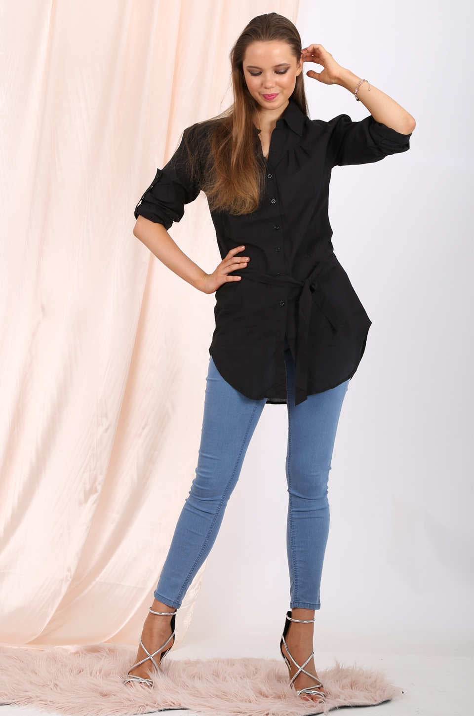 Callie long shirt in black
