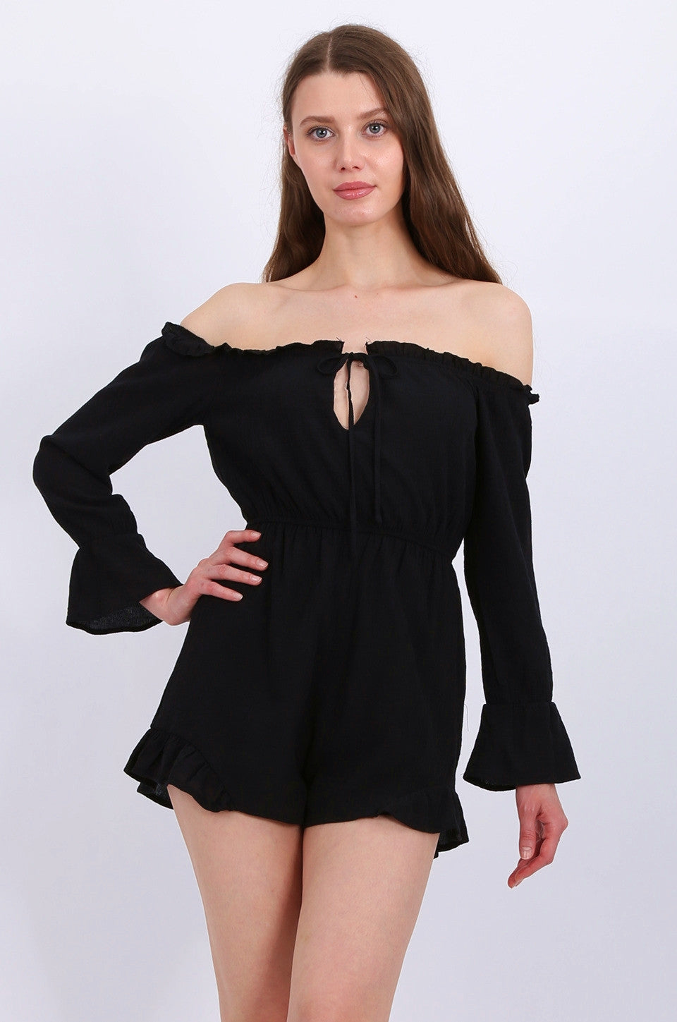 MISS PINKI Kayla Off shoulders Playsuit in black