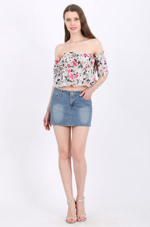 Lila off shoulder cropped top in pink floral