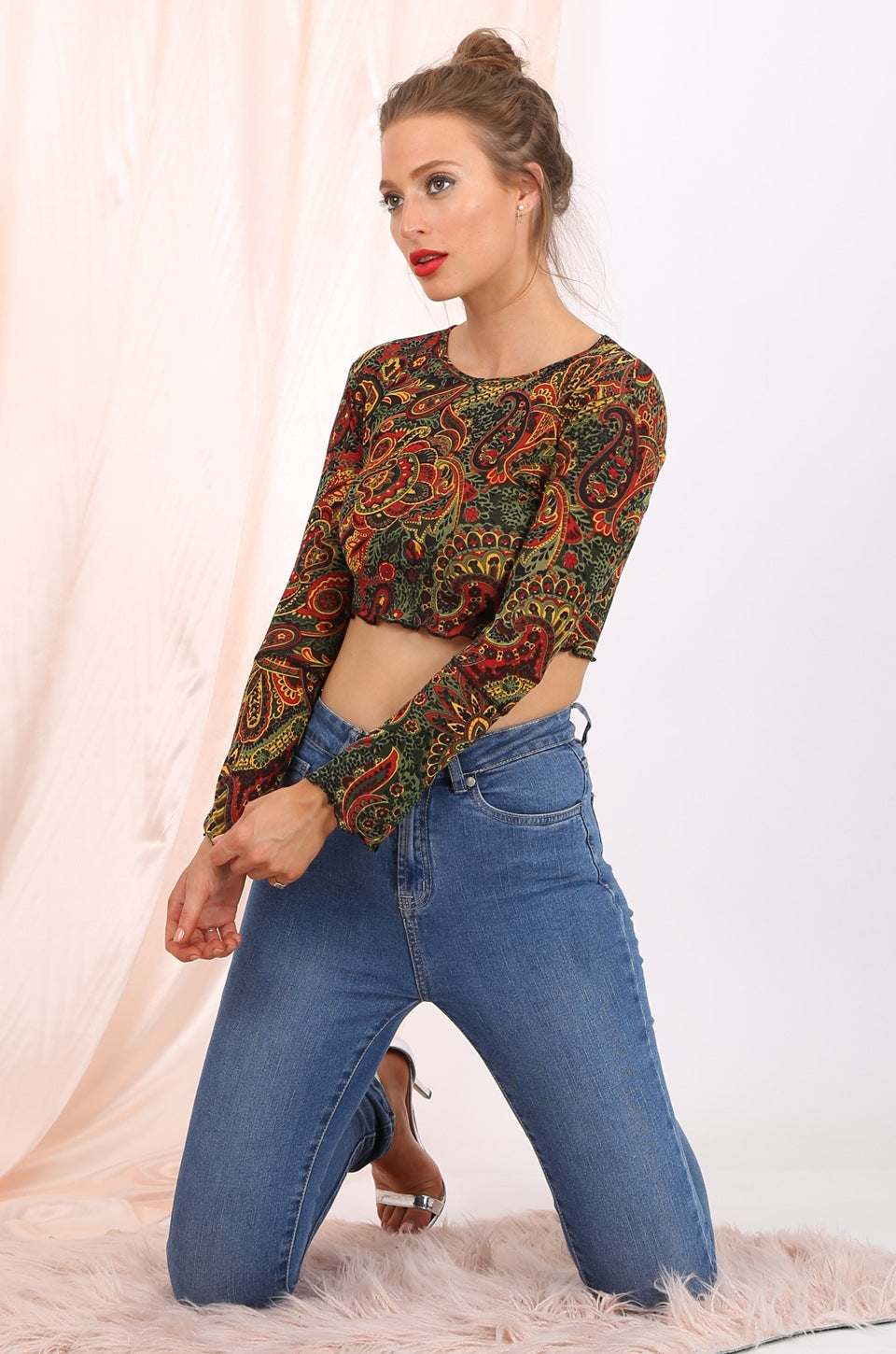 Morgan cropped top in paisley print