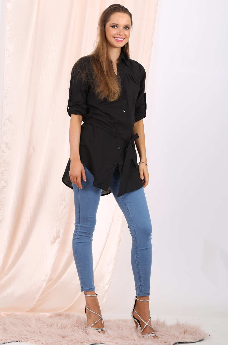 Callie long shirt in black