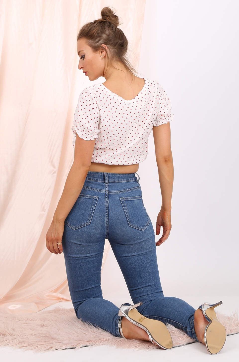 Trinity cropped top in red heart print