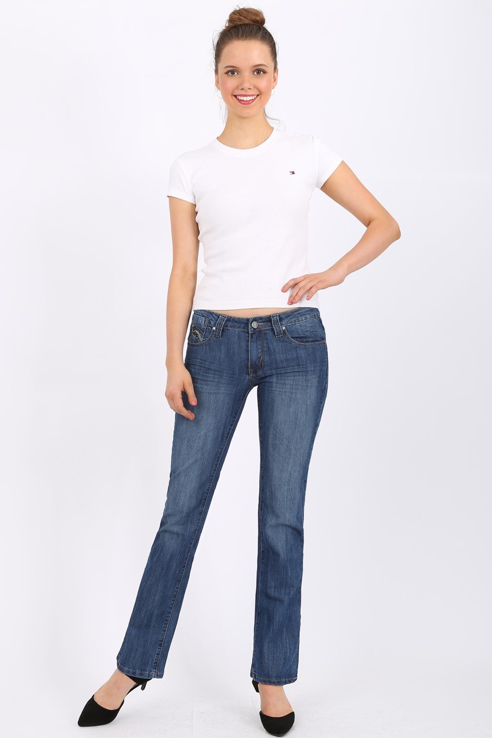 MISS PINKI Alexia straight leg Jeans in blue