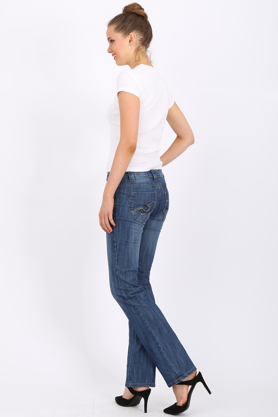 MISS PINKI Alexia straight leg Jeans in blue